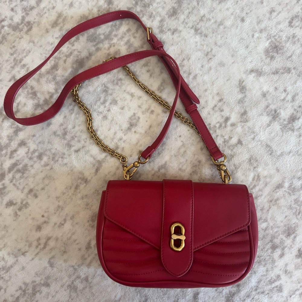 Charles and Keith Aubrielle Crossbody Bag
